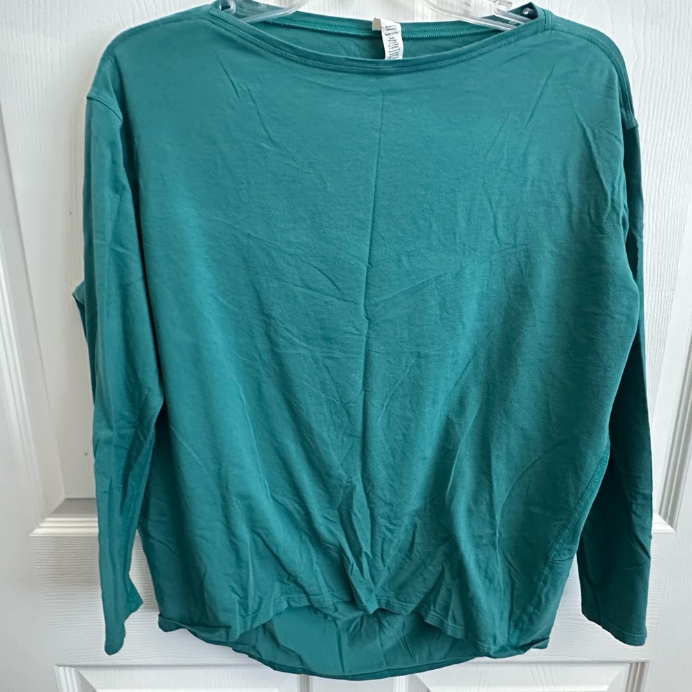 Lululemon Athletica Green Relaxed Long Sleeve Tee